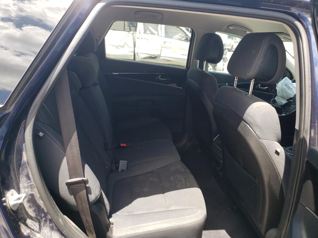 KIA SORENTO 2016 VIN 5XYPGDA57GG130468 фото 11
