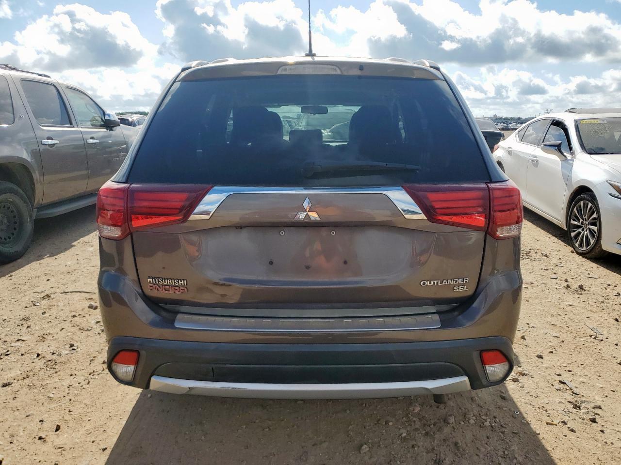 2016 Mitsubishi Outlander Se VIN: JA4AD3A36GZ033751 Lot: 60611055