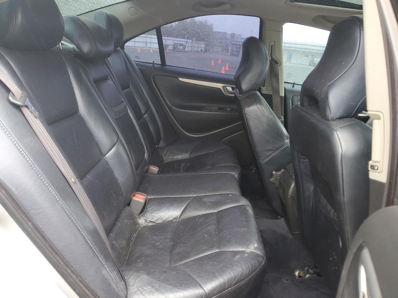 2004 Volvo S60 R VIN: YV1RH52Y342357077 Lot: 61874325