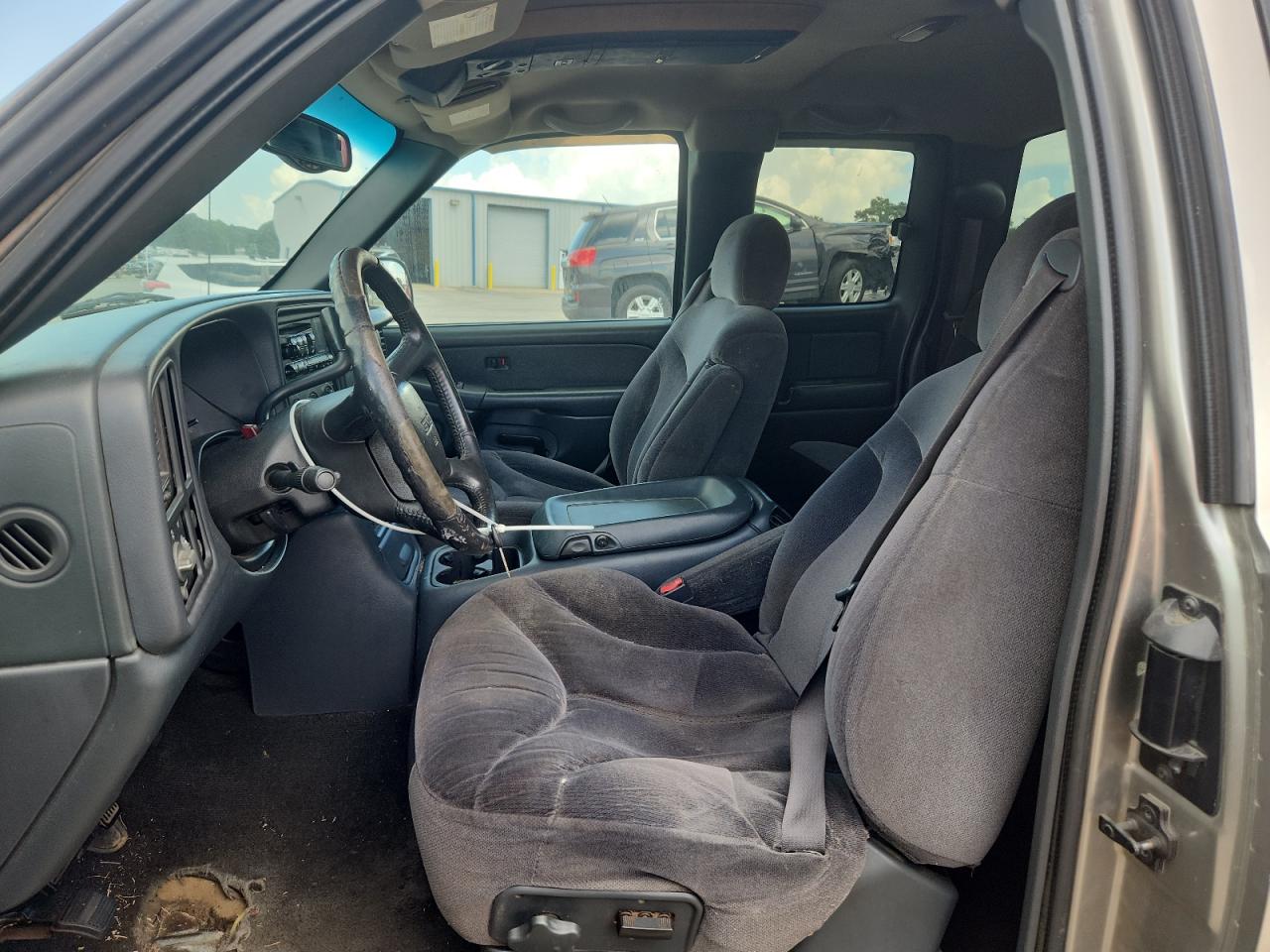2002 GMC New Sierra C1500 VIN: 2GTEC19T821209977 Lot: 62962695