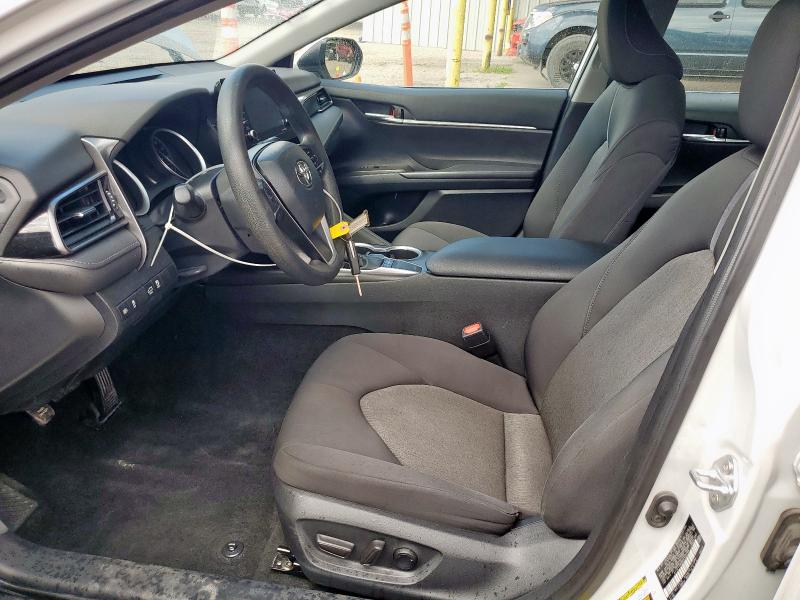  TOYOTA CAMRY 2023 Белы