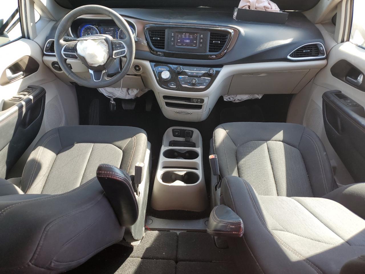2017 Chrysler Pacifica Touring VIN: 2C4RC1DG4HR610934 Lot: 62421205