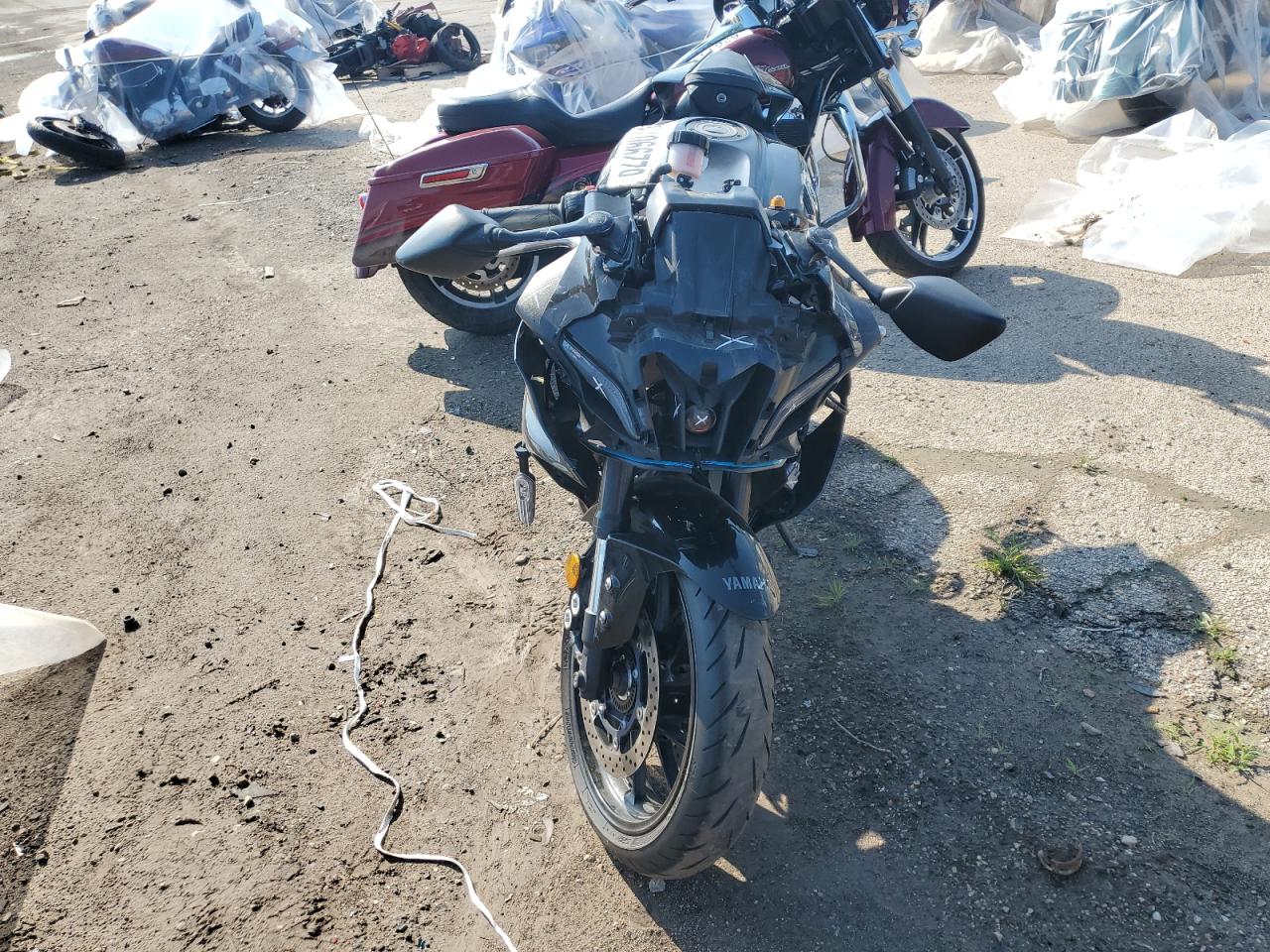 YAMAHA YZFR7 2023 VIN JYARM38E5PA008298 фото 2