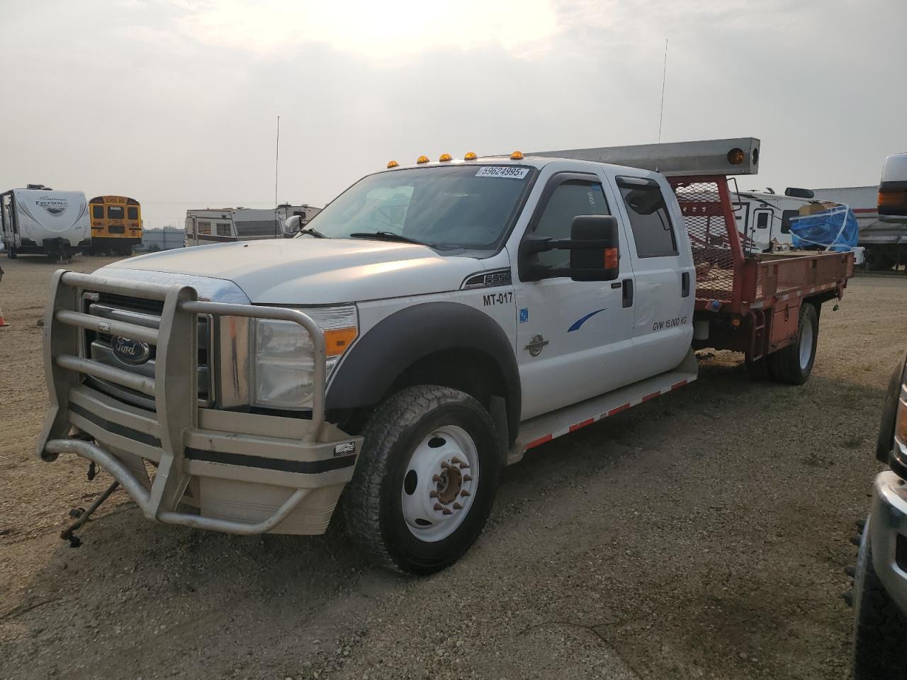 2011 Ford F550 Super Duty იყიდება Nisku-ში, AB - Front End