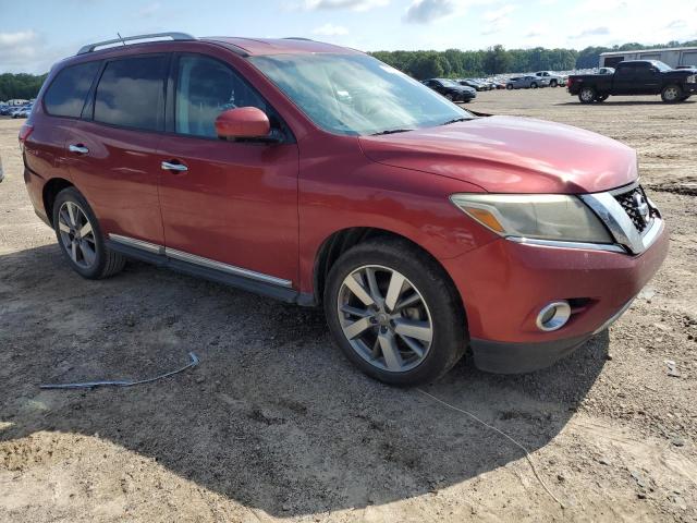 Паркетники NISSAN PATHFINDER 2013 Красный