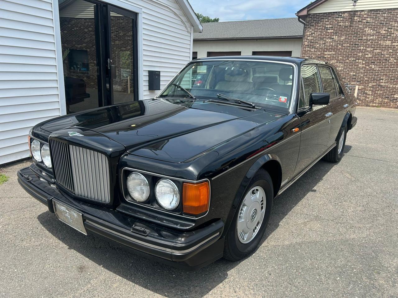 1993 Bentley Brooklands  for Sale in East Granby, CT - Minor Dent/Scratches