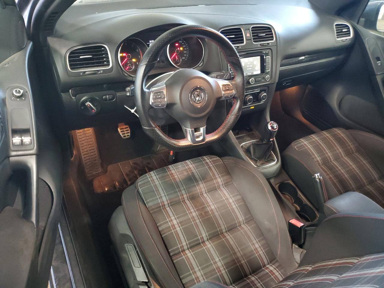 2011 Volkswagen Gti VIN: WVWEV7AJXBW028556 Lot: 62428855
