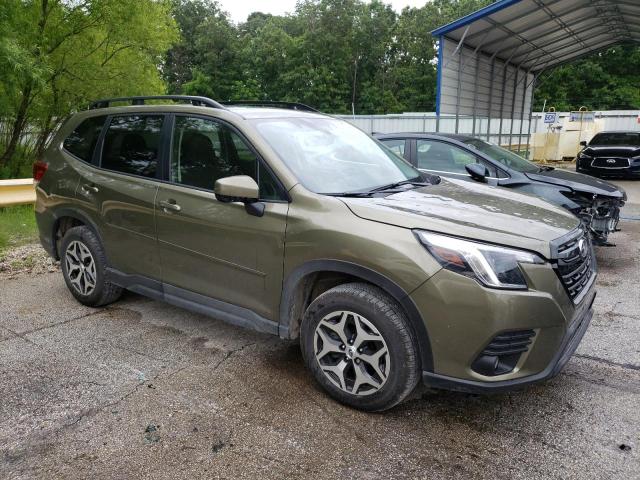  SUBARU FORESTER 2024 Зелений