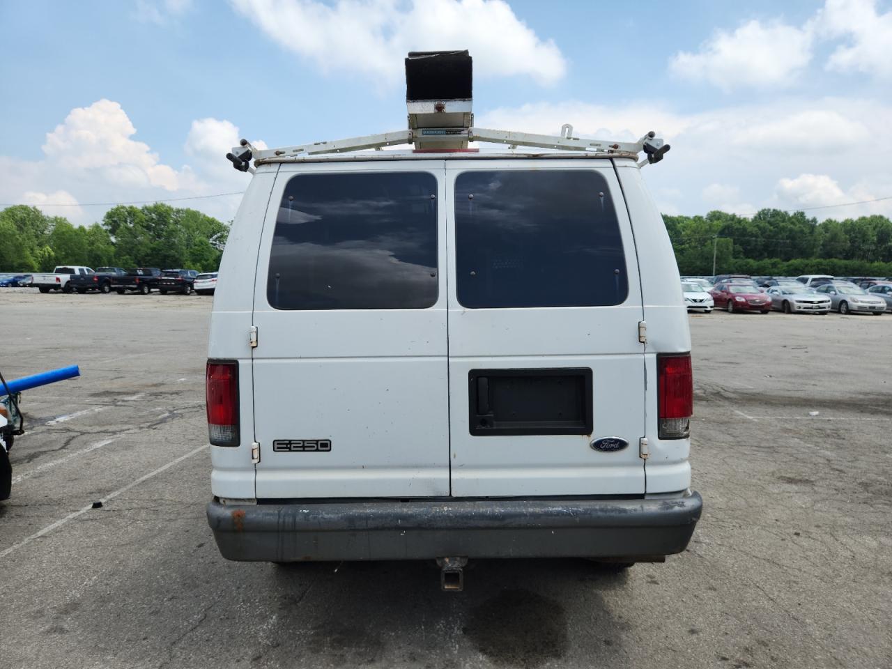 2003 Ford Econoline E250 Van VIN: 1FTNE24LX3HA80260 Lot: 62661205