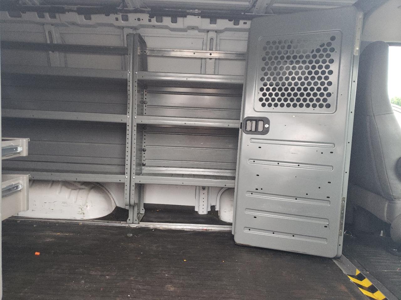 1GCWGAFG8H1127228 CHEVROLET EXPRESS 2017