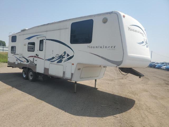 2004 Montana Mountainee  