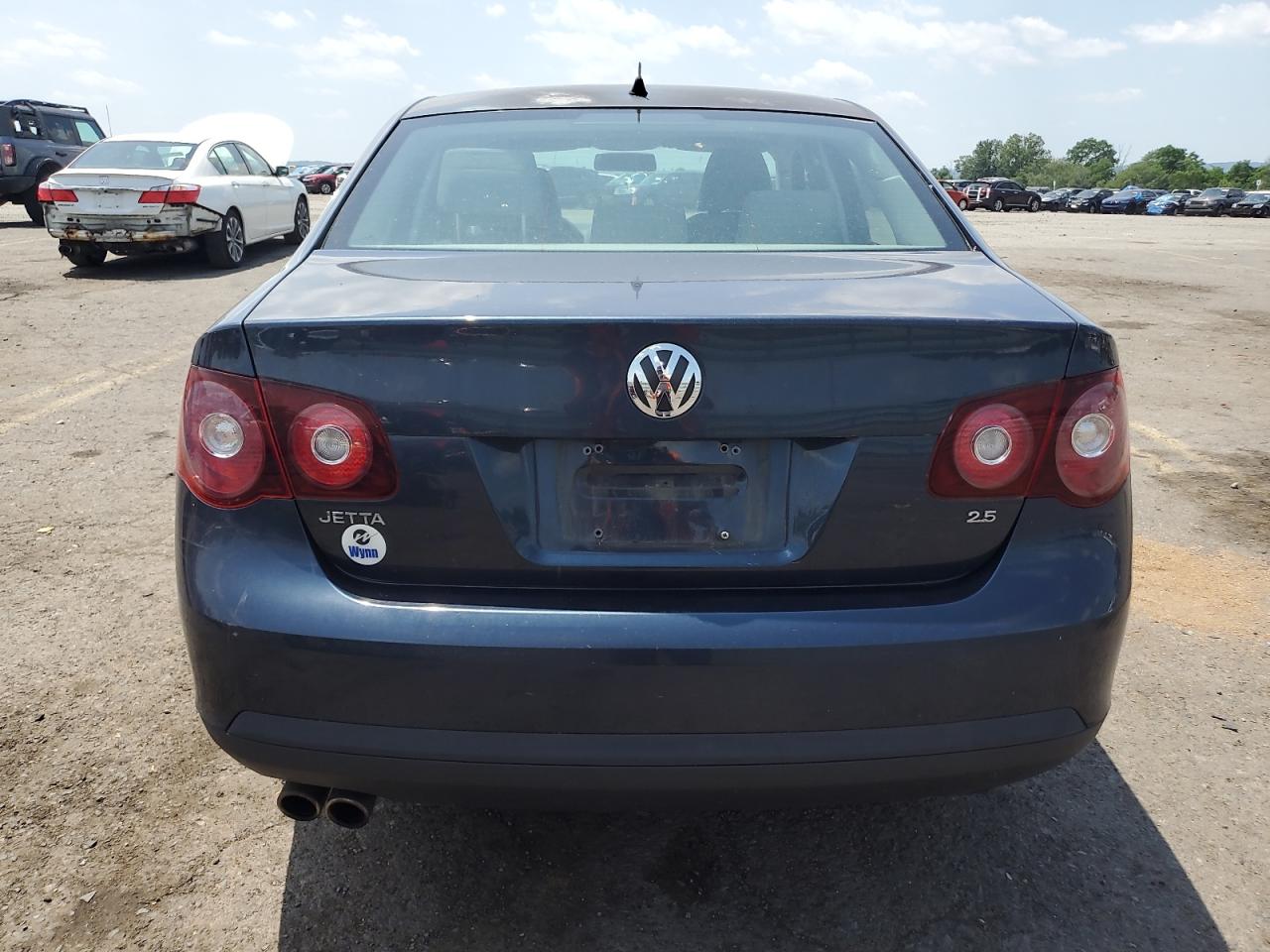 2009 Volkswagen Jetta S VIN: 3VWJZ71K69M069303 Lot: 61470905