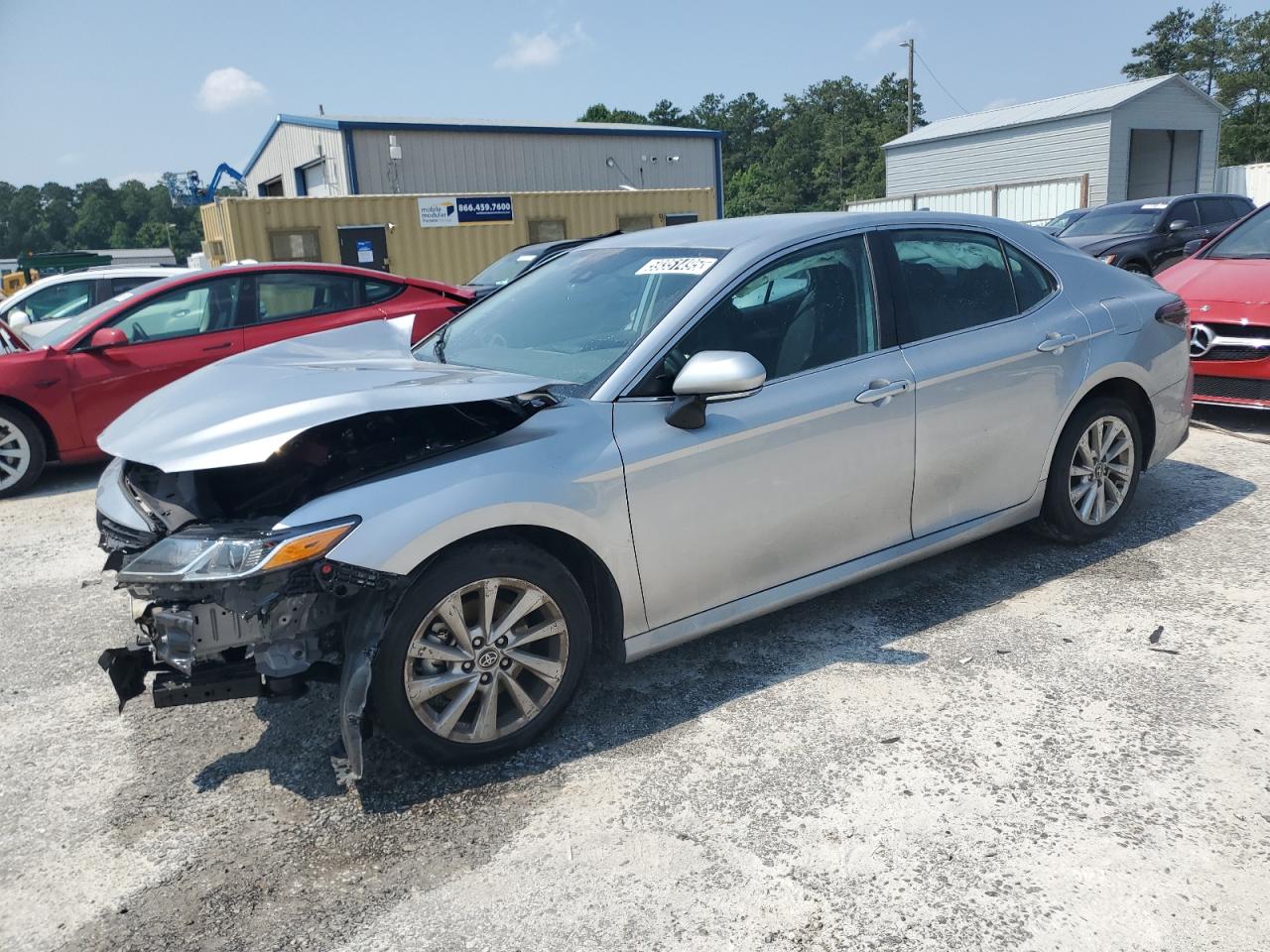 2023 Toyota Camry Le იყიდება Ellenwood-ში, GA - Front End