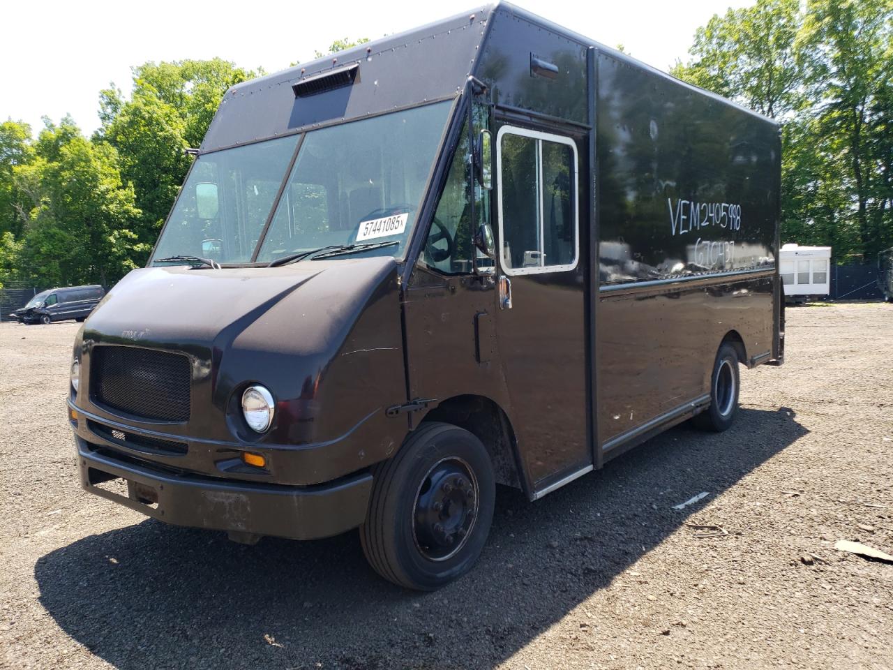 New Britain, CT에서 판매 중인 2009 Freightliner Chassis M Line Walk-In Van - Minor Dent/Scratches
