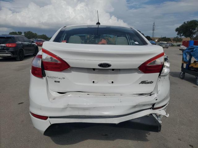  FORD FIESTA 2015 Білий