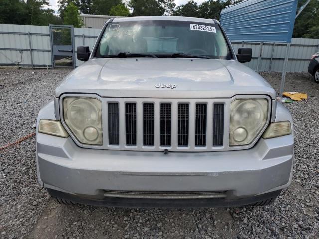  JEEP LIBERTY 2012 Серебристый