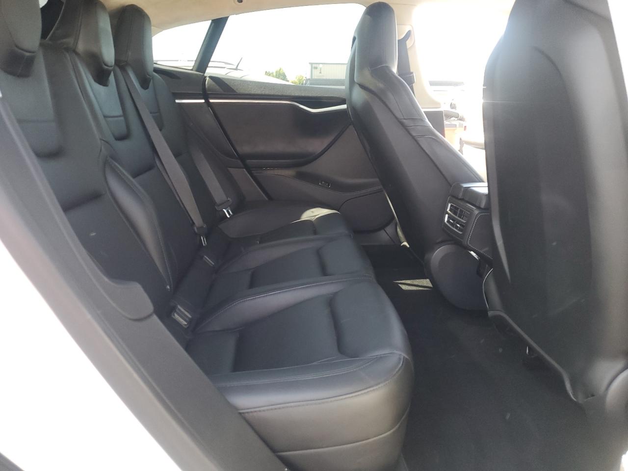 2014 Tesla Model S VIN: 5YJSA1H22EFP64023 Lot: 62887485