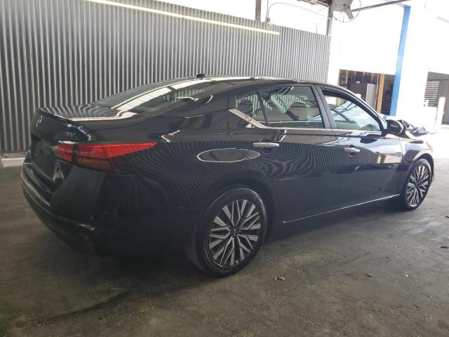  NISSAN ALTIMA 2024 Czarny
