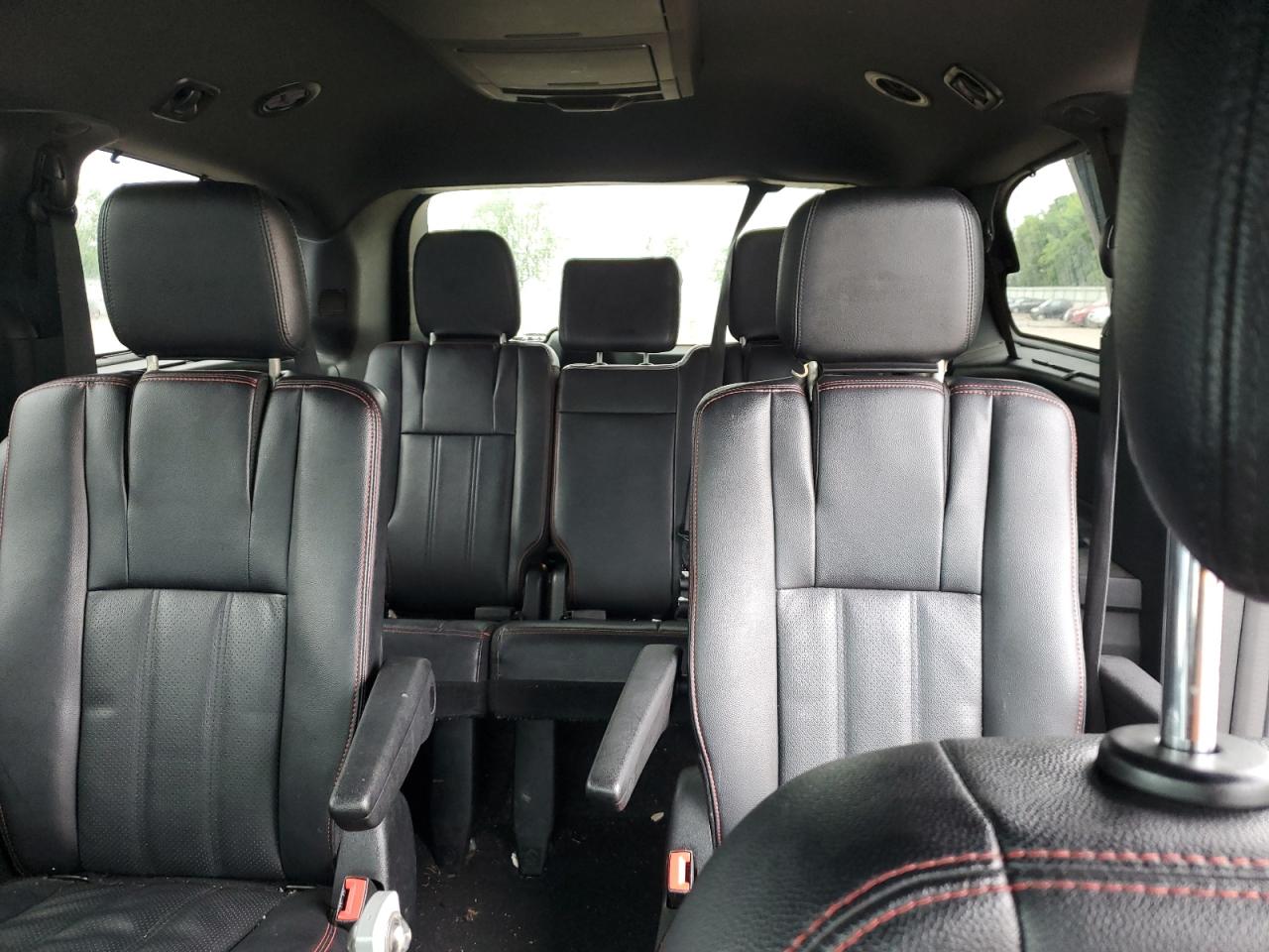 2014 Dodge Grand Caravan R/T VIN: 2C4RDGEG0ER214588 Lot: 58978755