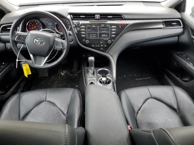 TOYOTA CAMRY 2020 Granatowy