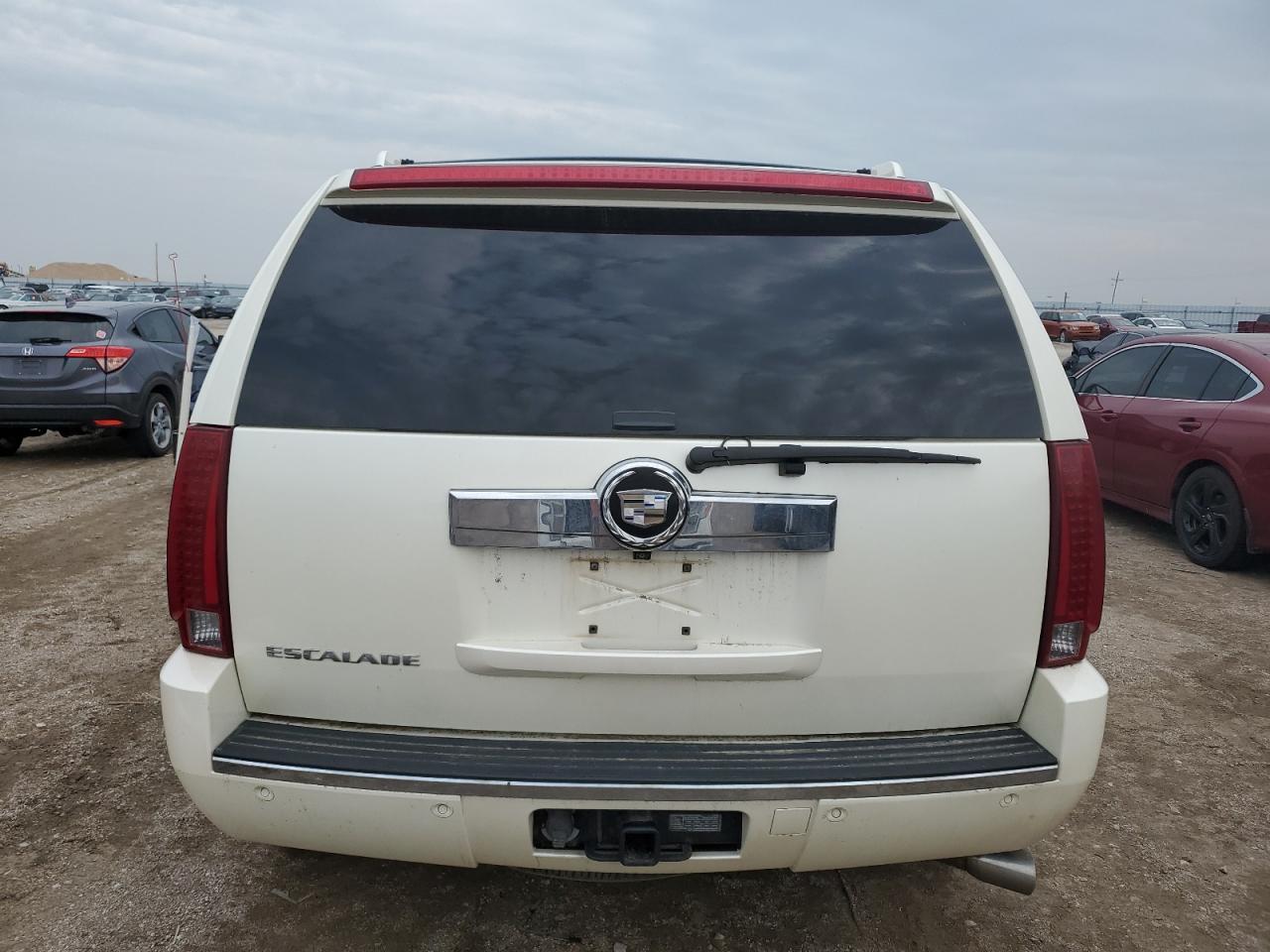 2007 Cadillac Escalade Luxury VIN: 1GYFK63857R359305 Lot: 59793035
