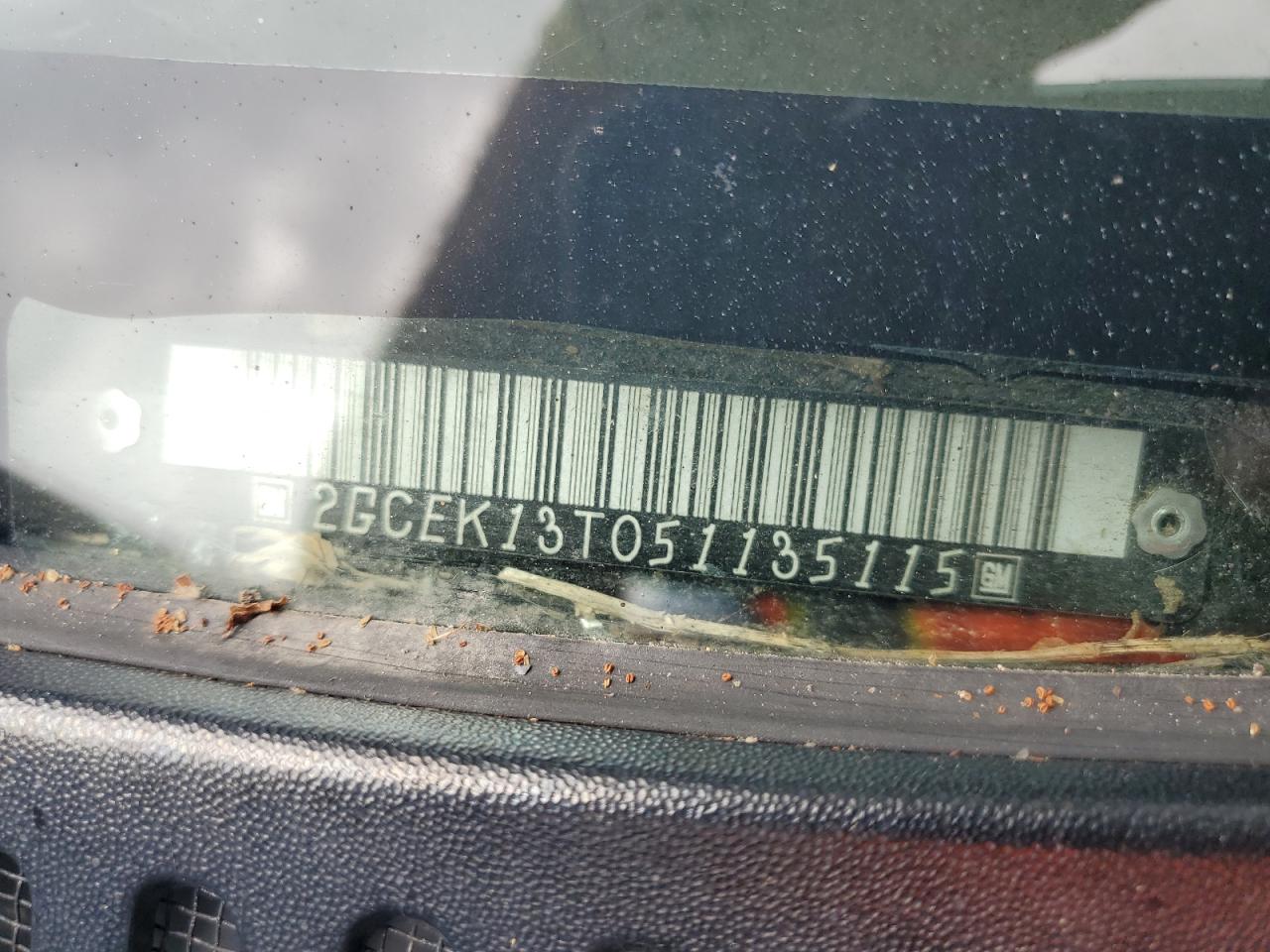 2005 Chevrolet Silverado K1500 VIN: 2GCEK13T051135115 Lot: 74010774