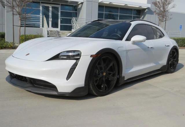  PORSCHE TAYCAN 2022 White