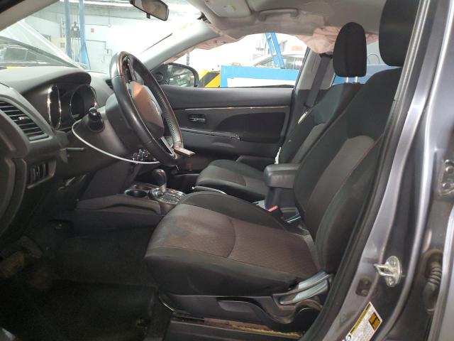  MITSUBISHI OUTLANDER 2017 Srebrny
