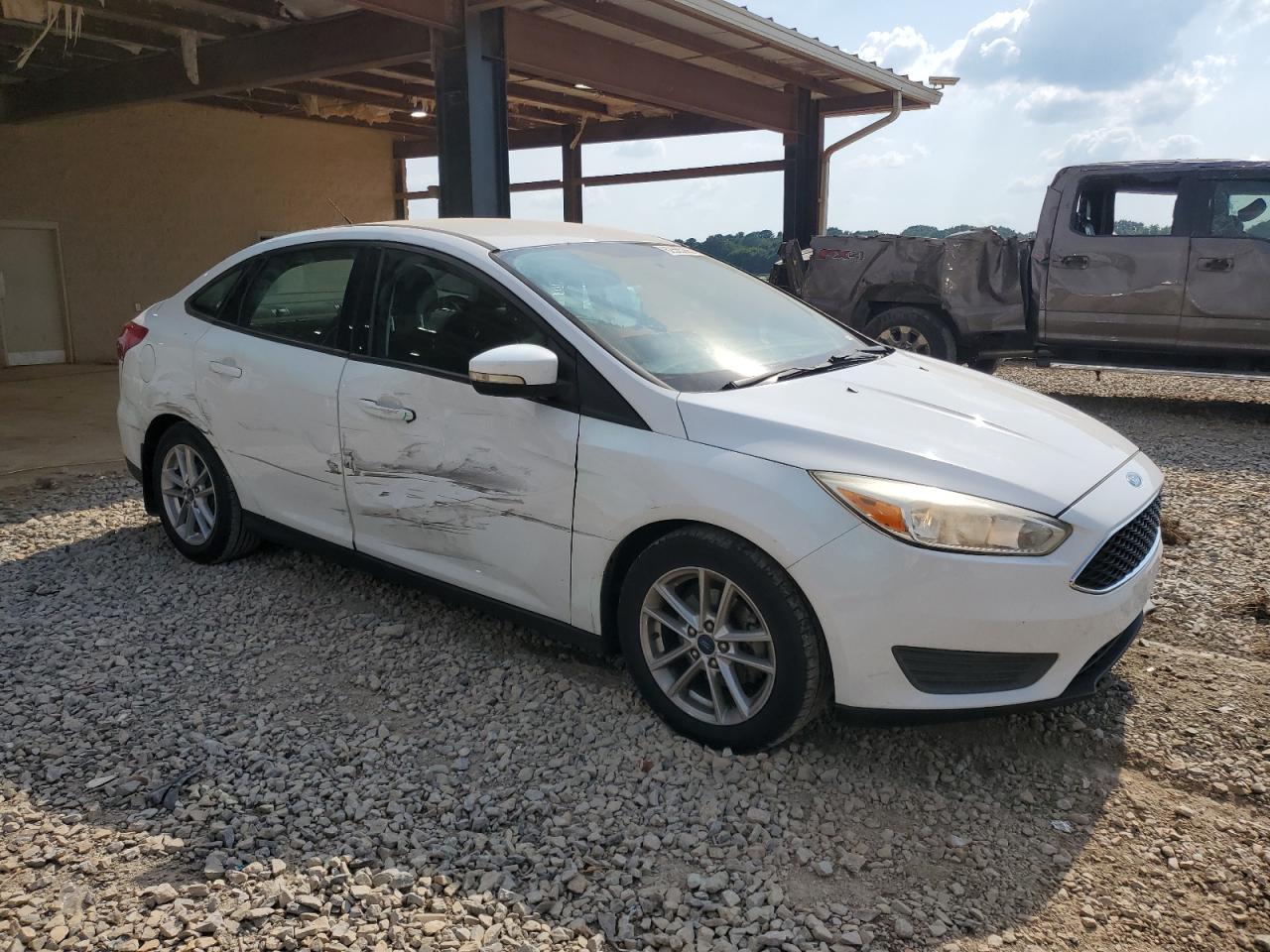 FORD FOCUS 2016 VIN 1FADP3F28GL241794 фото 4