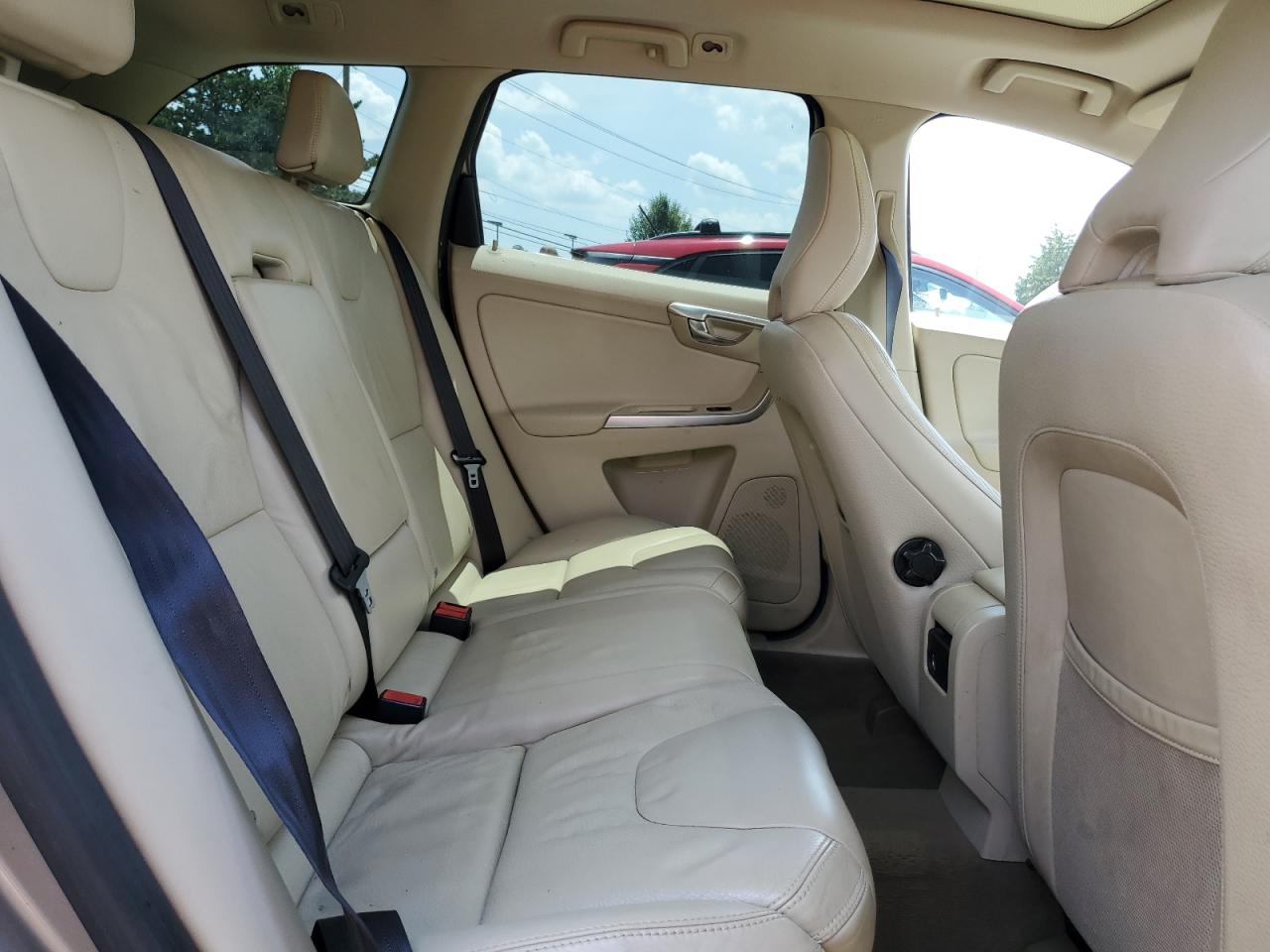 2011 Volvo Xc60 3.2 VIN: YV4940DLXB2182861 Lot: 62151935