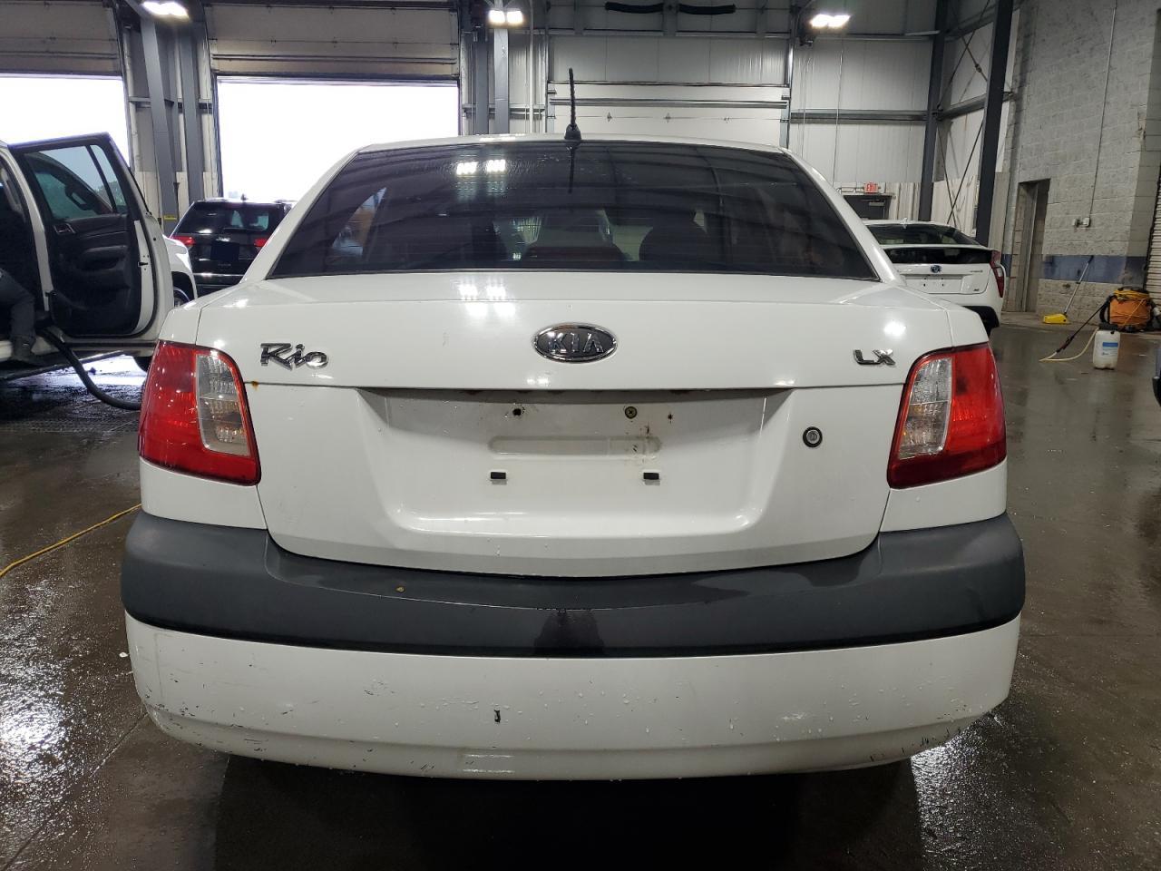 2007 Kia Rio Base VIN: KNADE123476249244 Lot: 61180335