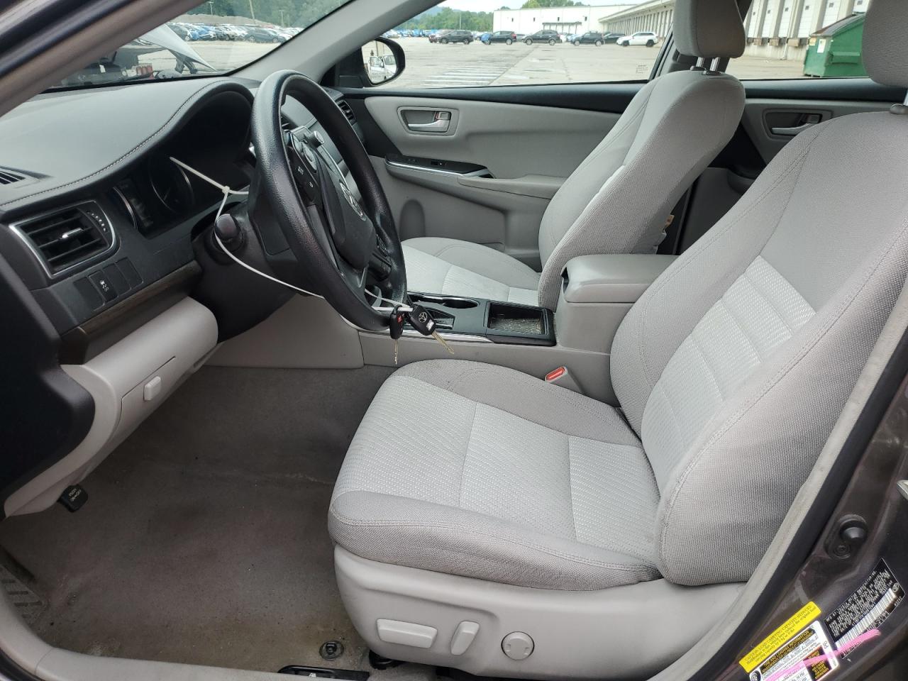 2016 Toyota Camry Le VIN: 4T1BF1FK1GU612941 Lot: 61575345