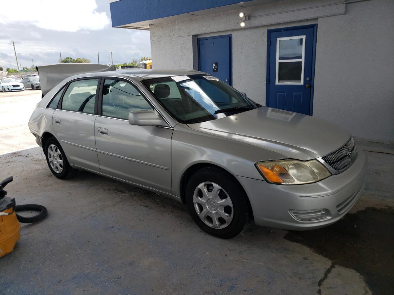 TOYOTA AVALON 2002 VIN 4T1BF28B42U231175 photo 4