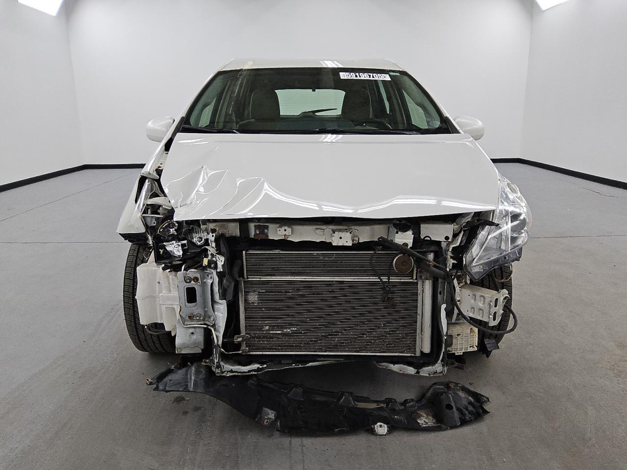 2013 Toyota Prius V zu verkaufen in Wheeling, IL - Front End