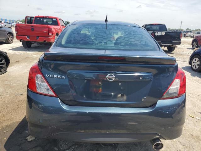  NISSAN VERSA 2017 Синий