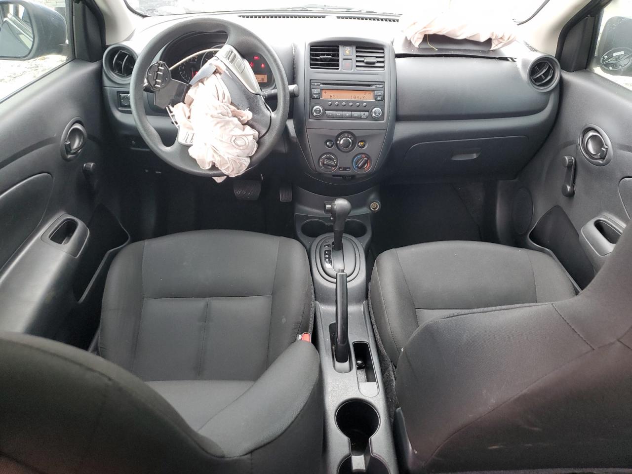 3N1CN7AP4HL880673 NISSAN VERSA 2017