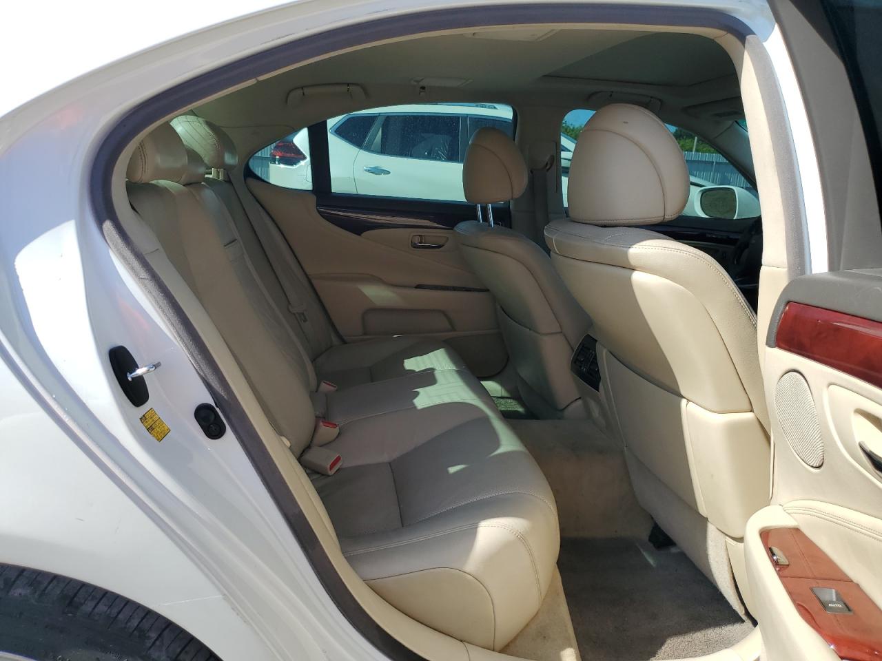 2012 Lexus Ls 460 VIN: JTHBL5EF0C5111891 Lot: 62101125