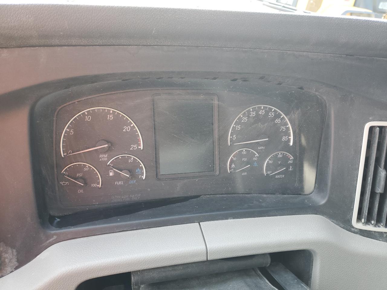 FREIGHTLINER ALL OTHER 2023 VIN 3AKJHTDV8PSUL9490 photo 8
