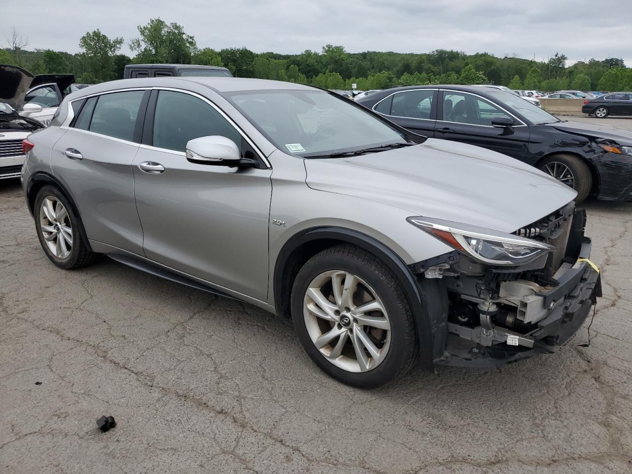 QX30 QX30