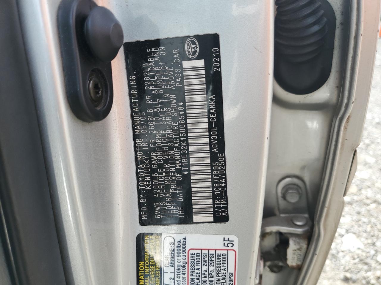 2005 Toyota Camry Le VIN: 4T1BE32K15U085484 Lot: 61790455