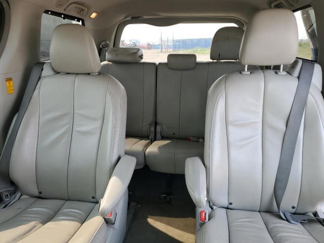 2014 TOYOTA SIENNA XLE  
