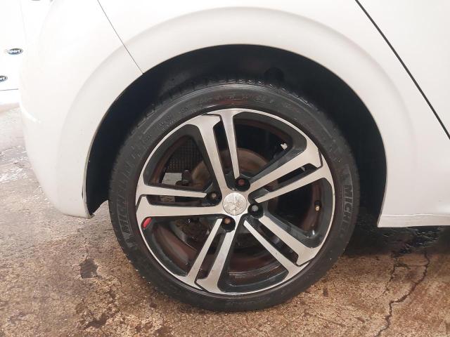 2015 PEUGEOT 208 GT LIN
