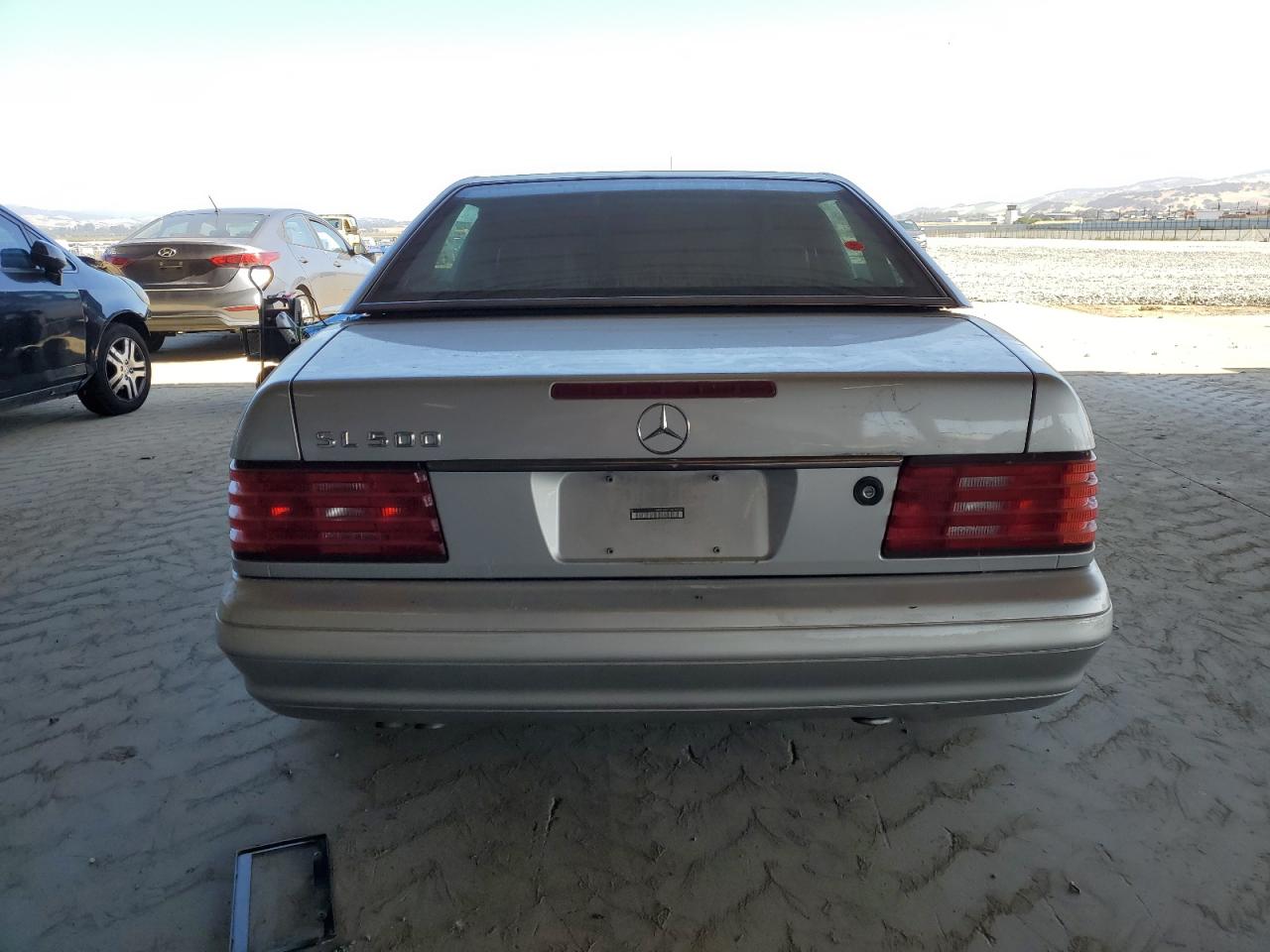 1998 Mercedes-Benz Sl 500 VIN: WDBFA67F4WF163002 Lot: 61658345