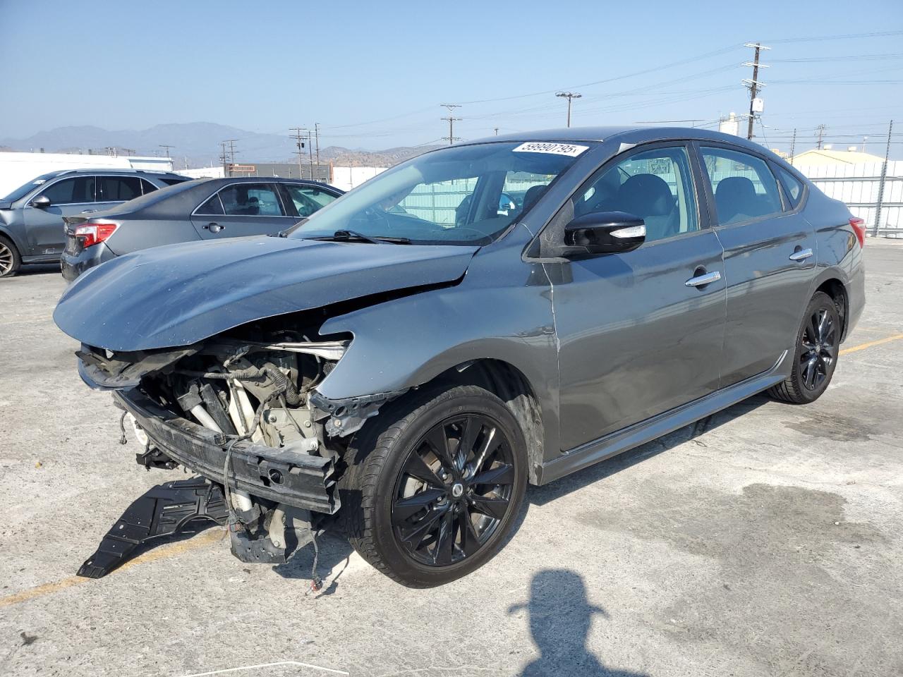 2017 Nissan Sentra S   на продаже в Sun Valley, CA - Front End