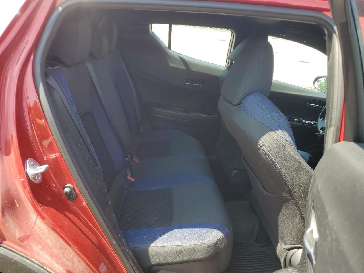 2022 Toyota C-Hr Xle VIN: NMTKHMBX6NR142939 Lot: 62138585