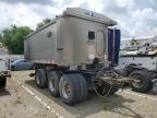 2022 East End Dump Trailer na sprzedaż w Woodhaven, MI - Burn