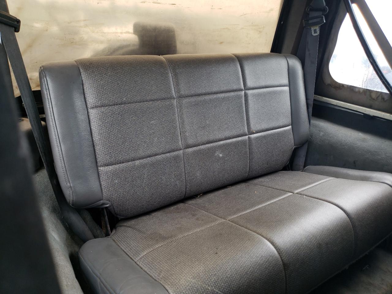 1997 Jeep Wrangler / Tj Se VIN: 1J4FY29P2VP414498 Lot: 61660165