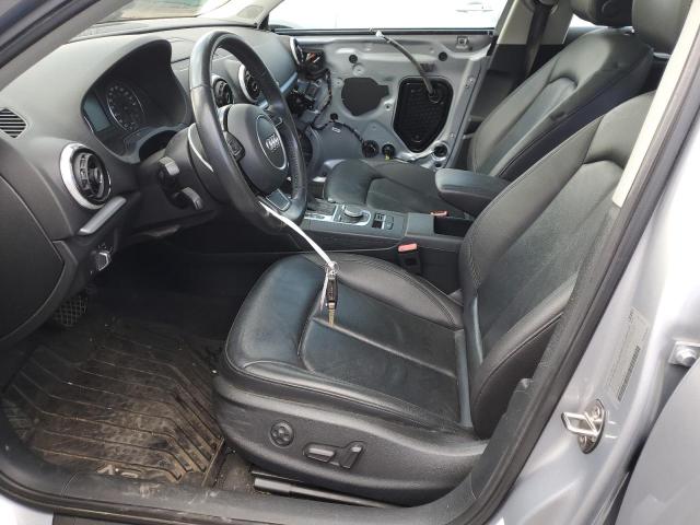 Sedans AUDI A3 2016 Srebrny