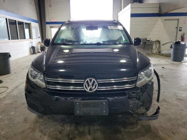 Parquets VOLKSWAGEN TIGUAN 2016 Czarny