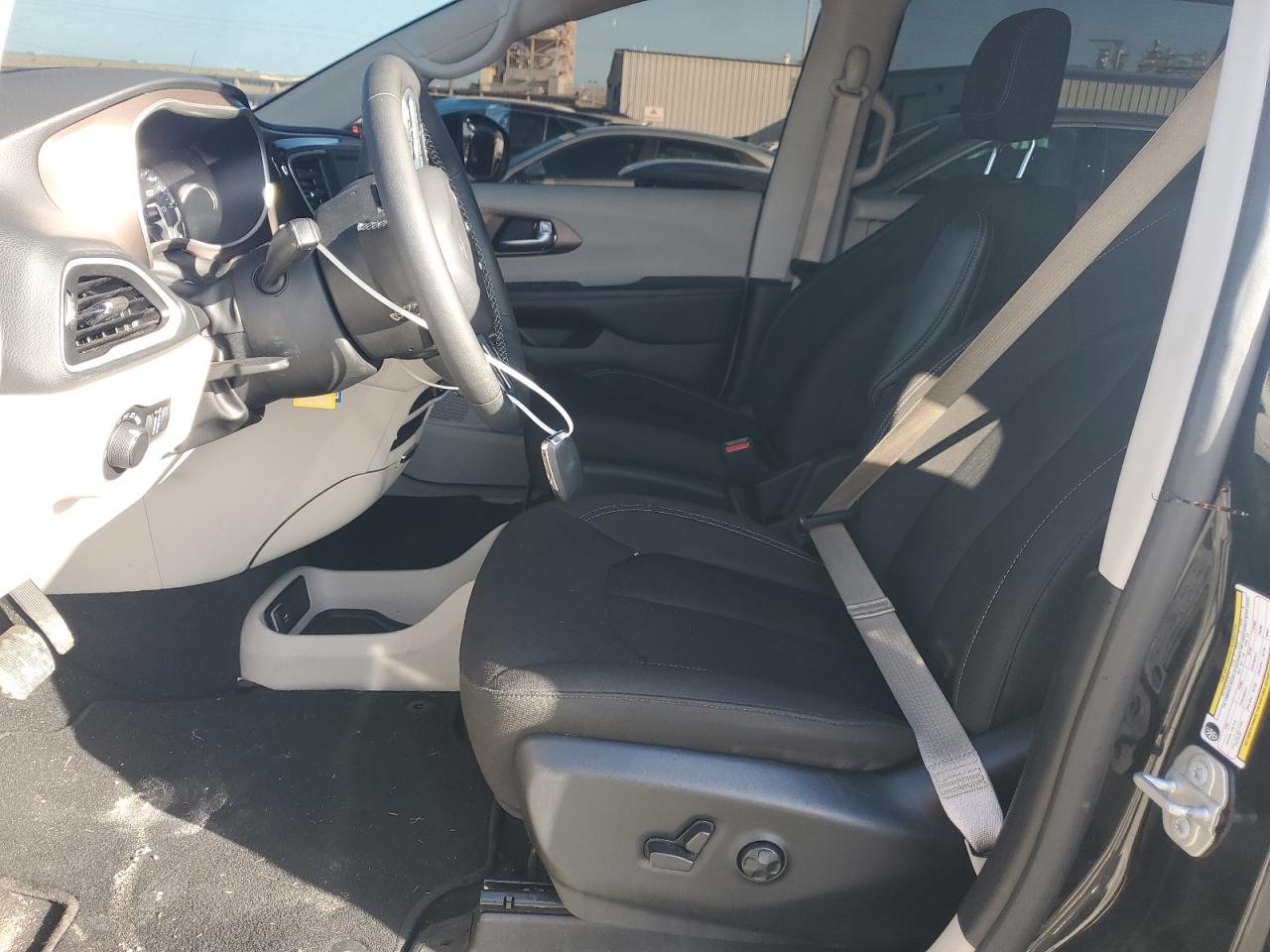 2023 Chrysler Voyager Lx VIN: 2C4RC1CG7PR535856 Lot: 61136575